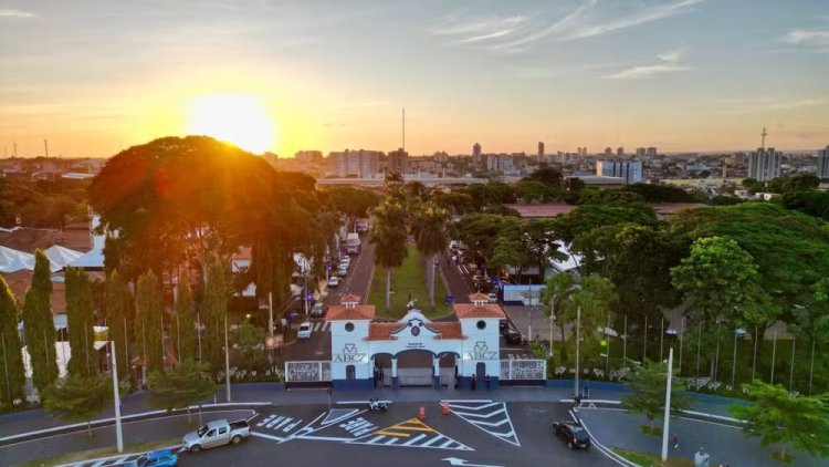 Autoridades inauguraram a 89ª ExpoZebu